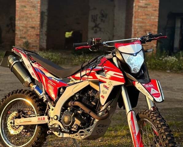 Чорний Лонкін LX 250GY-3, об'ємом двигуна 0 л та пробігом 8 тис. км за 1700 $, фото 1 на Automoto.ua