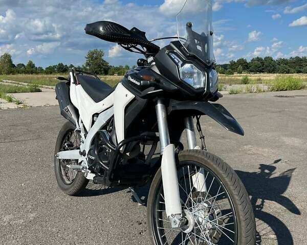 Черный Лонкин LX 250GY-3, объемом двигателя 0.22 л и пробегом 18 тыс. км за 1450 $, фото 1 на Automoto.ua