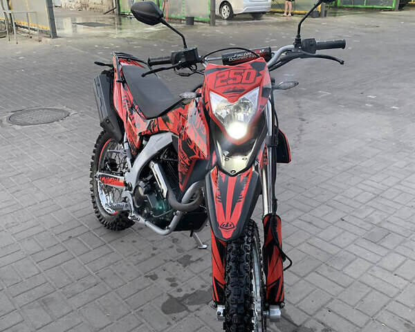 Червоний Лонкін LX 250GY-3, об'ємом двигуна 0.22 л та пробігом 17 тис. км за 1650 $, фото 1 на Automoto.ua