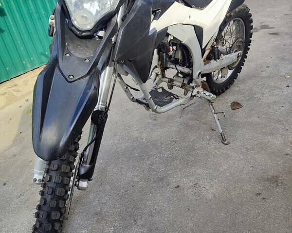 Лонкин LX 250GY-3, объемом двигателя 0 л и пробегом 500 тыс. км за 500 $, фото 1 на Automoto.ua