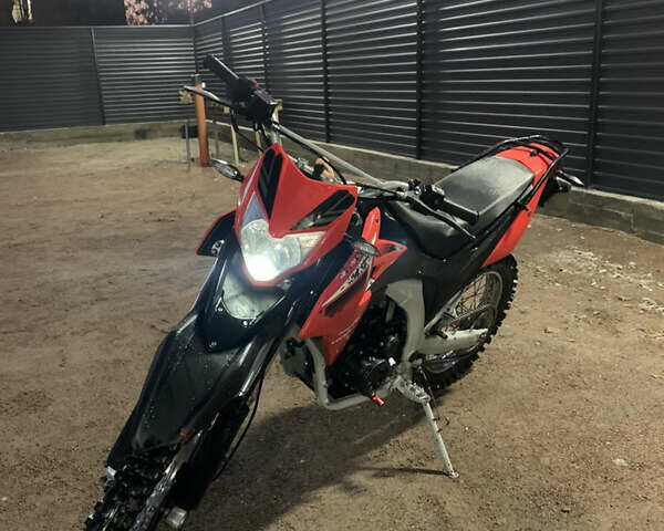Лонкин LX 250GY-3, объемом двигателя 0.25 л и пробегом 20 тыс. км за 1500 $, фото 1 на Automoto.ua