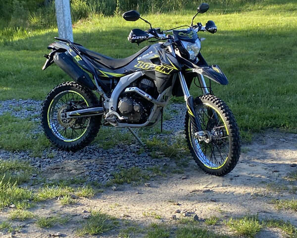 Лонкин LX 250GY-3, объемом двигателя 0.25 л и пробегом 10 тыс. км за 1600 $, фото 1 на Automoto.ua