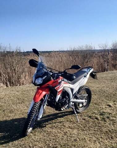 Красный Лонкин LX 250GY-3G, объемом двигателя 0.22 л и пробегом 18 тыс. км за 1700 $, фото 1 на Automoto.ua