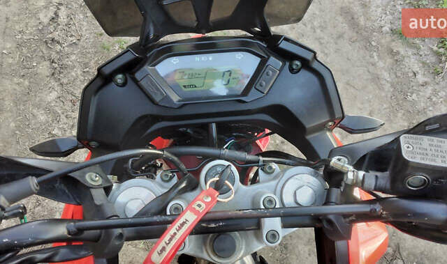 Красный Лонкин LX 250GY-3G, объемом двигателя 0.25 л и пробегом 26 тыс. км за 1350 $, фото 1 на Automoto.ua