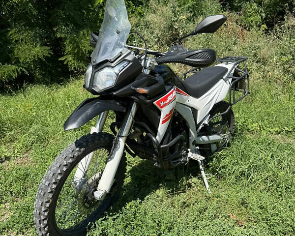Лонкин LX 250GY-3G, объемом двигателя 0.25 л и пробегом 4 тыс. км за 1650 $, фото 1 на Automoto.ua