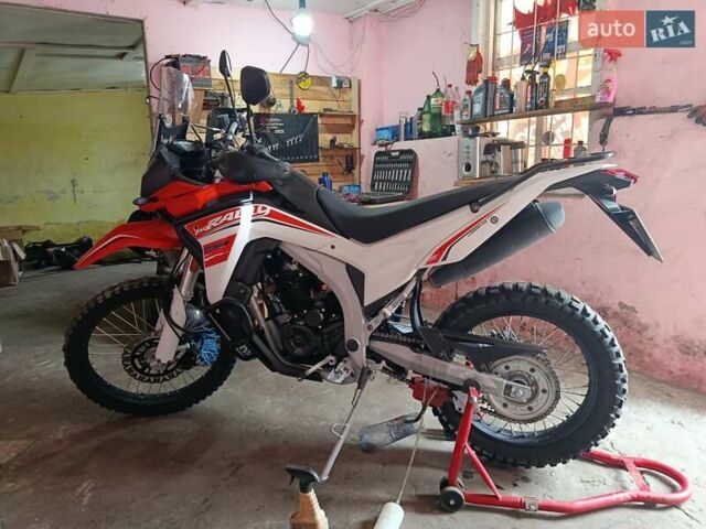 Лонкин LX 250GY-3G, объемом двигателя 0 л и пробегом 900 тыс. км за 1900 $, фото 1 на Automoto.ua