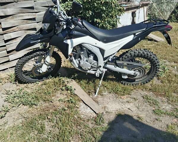 Лонкин LX 300GY-A, объемом двигателя 0 л и пробегом 10 тыс. км за 2000 $, фото 1 на Automoto.ua
