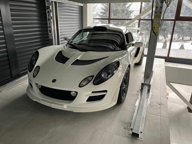 Белый Лотус Exige, объемом двигателя 1.8 л и пробегом 5 тыс. км за 110000 $, фото 1 на Automoto.ua