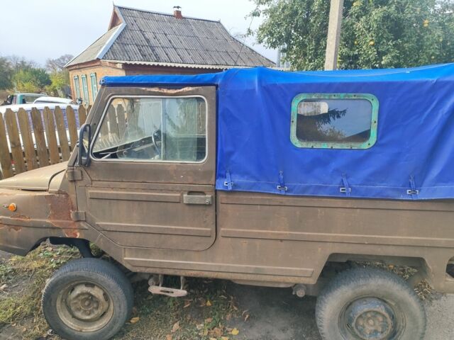 ЛуАЗ 969М 1982 у Кегичевке на Automoto.ua Зелений ЛуАЗ 969М, об'ємом двигуна 1 л та пробігом 10 тис. км за 720 $, фото 1 на Automoto.ua