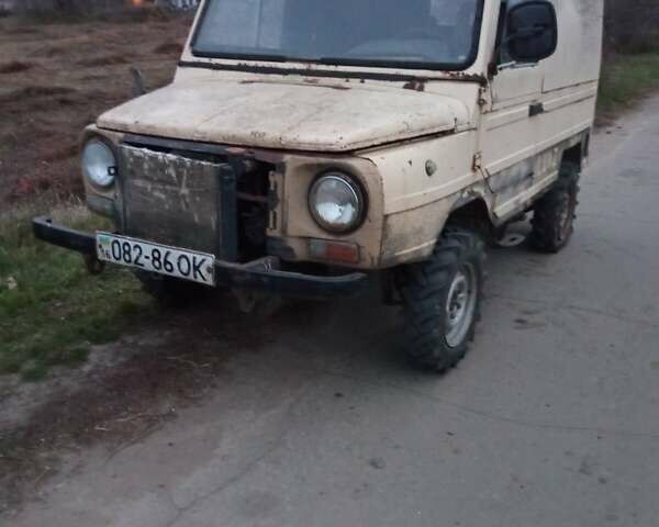 Желтый ЛуАЗ 969 Волинь, объемом двигателя 0 л и пробегом 999 тыс. км за 1400 $, фото 1 на Automoto.ua