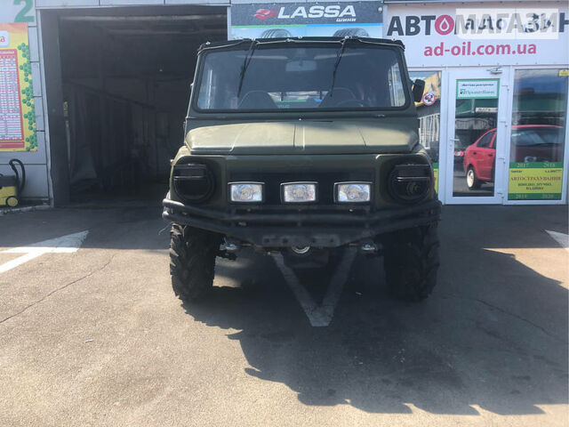 Зелений ЛуАЗ 969, об'ємом двигуна 1.7 л та пробігом 3 тис. км за 6000 $, фото 1 на Automoto.ua