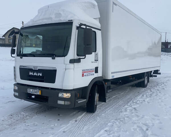 Белый МАН 12.220, объемом двигателя 4.8 л и пробегом 285 тыс. км за 32850 $, фото 1 на Automoto.ua