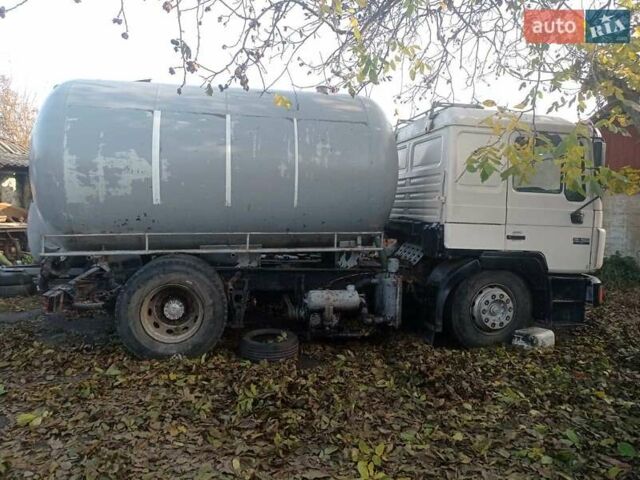 Белый МАН 12.224, объемом двигателя 4.7 л и пробегом 125 тыс. км за 12000 $, фото 1 на Automoto.ua