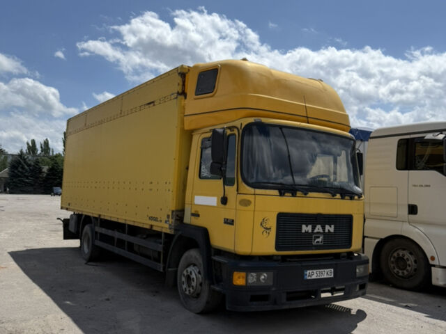 Желтый МАН 14.272, объемом двигателя 6.87 л и пробегом 1 тыс. км за 9950 $, фото 1 на Automoto.ua