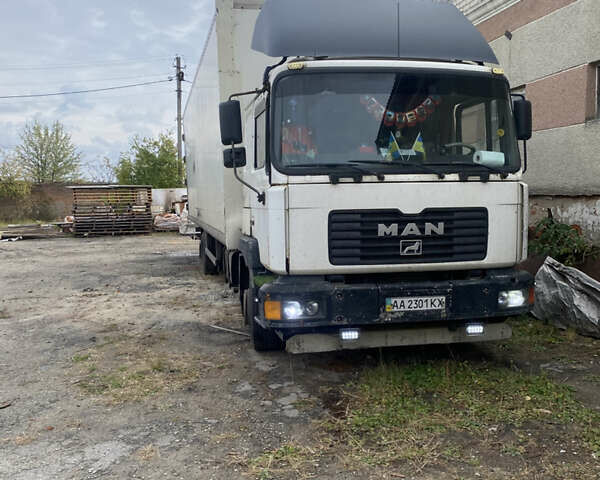 Белый МАН 14.285, объемом двигателя 6.87 л и пробегом 854 тыс. км за 8700 $, фото 1 на Automoto.ua