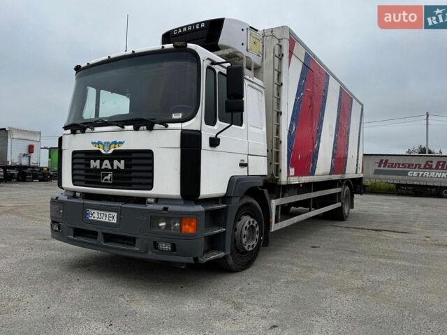 Белый МАН 18.220, объемом двигателя 6.87 л и пробегом 500 тыс. км за 11500 $, фото 1 на Automoto.ua