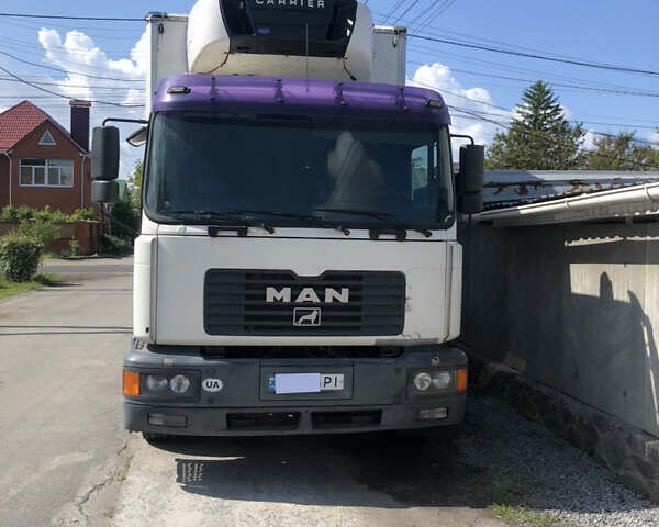 МАН 18.220, объемом двигателя 6.9 л и пробегом 600 тыс. км за 13000 $, фото 1 на Automoto.ua