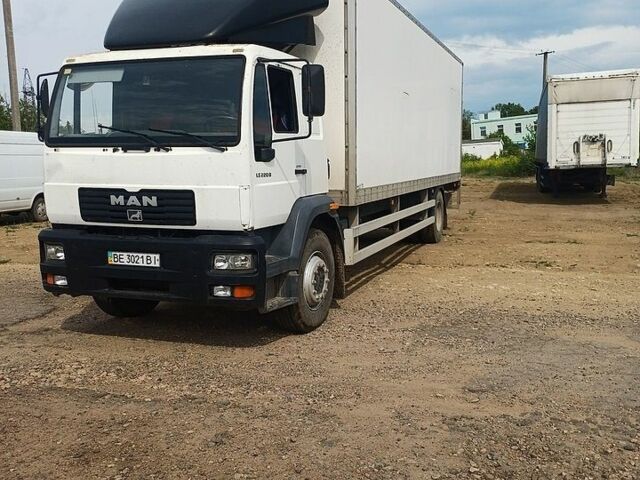 Белый МАН 18.224, объемом двигателя 6.87 л и пробегом 864 тыс. км за 16500 $, фото 1 на Automoto.ua