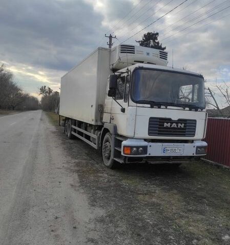 Белый МАН 18.224, объемом двигателя 0 л и пробегом 467 тыс. км за 12900 $, фото 1 на Automoto.ua