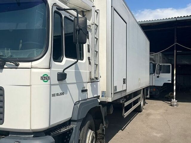 МАН 18.225, объемом двигателя 6.9 л и пробегом 800 тыс. км за 18000 $, фото 1 на Automoto.ua