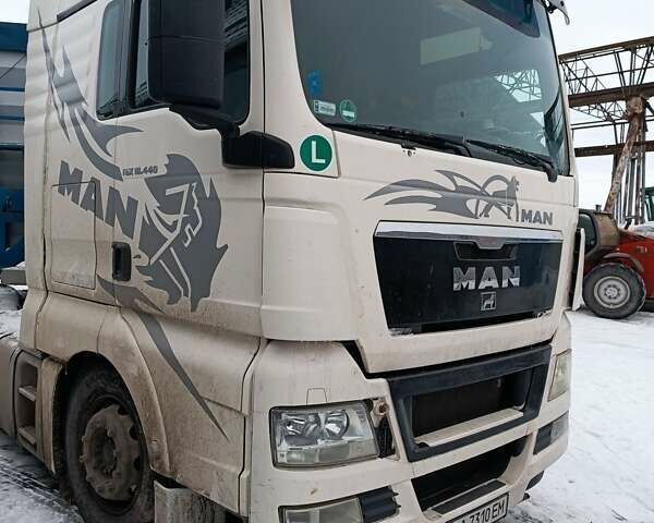 Белый МАН 18.440, объемом двигателя 0 л и пробегом 200 тыс. км за 11500 $, фото 1 на Automoto.ua