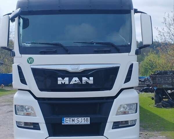 Белый МАН 18.440, объемом двигателя 12.42 л и пробегом 875 тыс. км за 22000 $, фото 1 на Automoto.ua