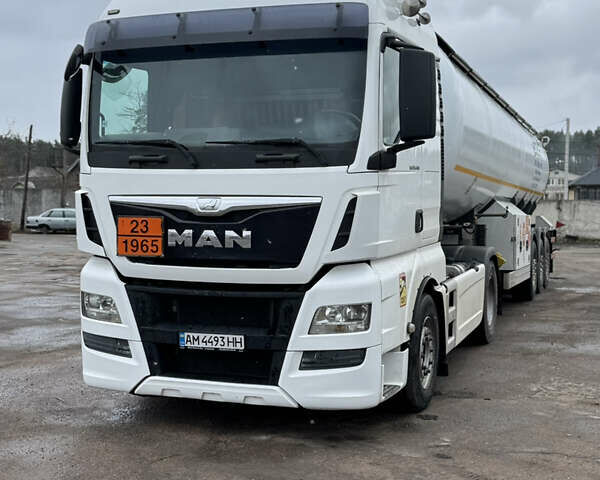 Белый МАН 18.480, объемом двигателя 12.42 л и пробегом 995 тыс. км за 18500 $, фото 1 на Automoto.ua