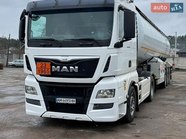 Белый МАН 18.480, объемом двигателя 12.42 л и пробегом 995 тыс. км за 17000 $, фото 1 на Automoto.ua