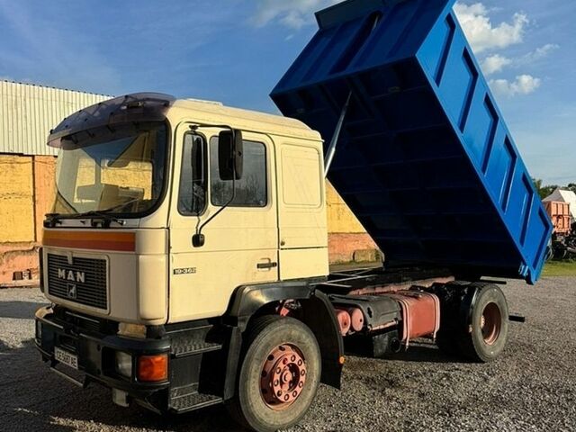 Белый МАН 19.362, объемом двигателя 11.97 л и пробегом 500 тыс. км за 13500 $, фото 1 на Automoto.ua