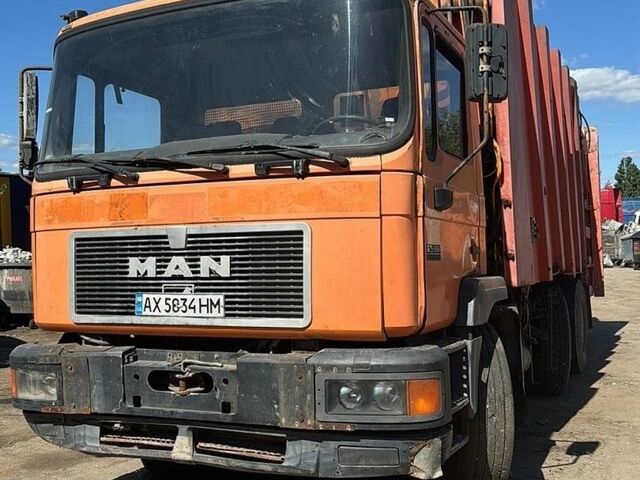 Оранжевый МАН 25.280, объемом двигателя 0 л и пробегом 500 тыс. км за 15000 $, фото 1 на Automoto.ua
