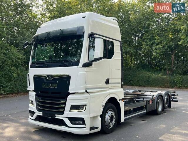 Белый МАН 26, объемом двигателя 12.5 л и пробегом 619 тыс. км за 68027 $, фото 1 на Automoto.ua