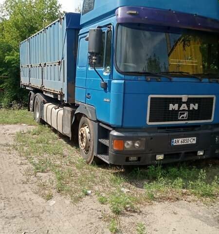 Синий МАН 26.464, объемом двигателя 12.82 л и пробегом 50 тыс. км за 12000 $, фото 1 на Automoto.ua