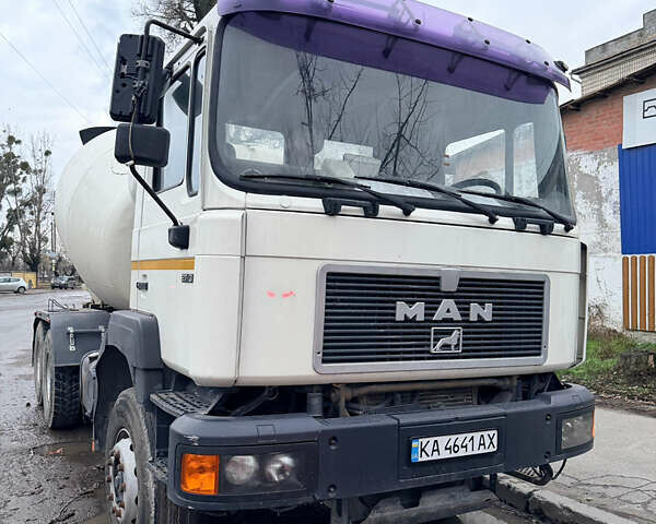 Белый МАН 27.314, объемом двигателя 11.97 л и пробегом 300 тыс. км за 40000 $, фото 1 на Automoto.ua