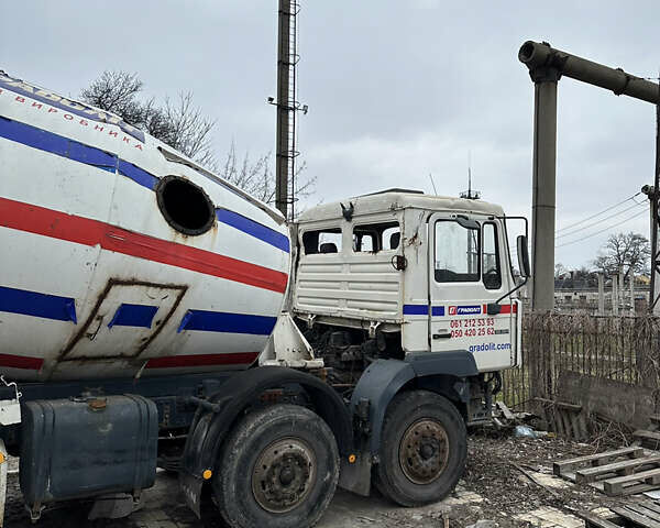 Белый МАН 32.364, объемом двигателя 0 л и пробегом 360 тыс. км за 12500 $, фото 1 на Automoto.ua