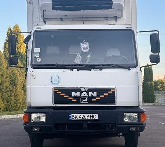 Белый МАН 8.163, объемом двигателя 4.58 л и пробегом 487 тыс. км за 12000 $, фото 1 на Automoto.ua