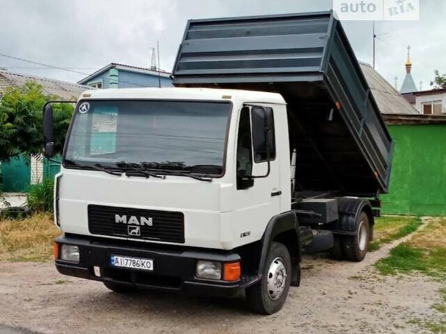Белый МАН 8.163, объемом двигателя 4.6 л и пробегом 715 тыс. км за 18000 $, фото 1 на Automoto.ua