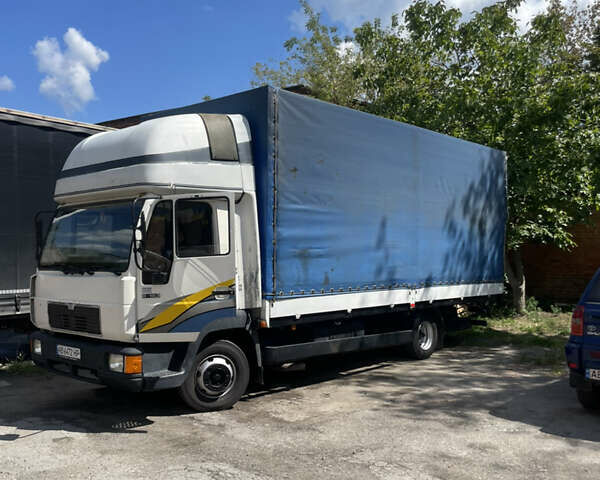 Белый МАН 8.163, объемом двигателя 4.58 л и пробегом 1000 тыс. км за 9000 $, фото 1 на Automoto.ua