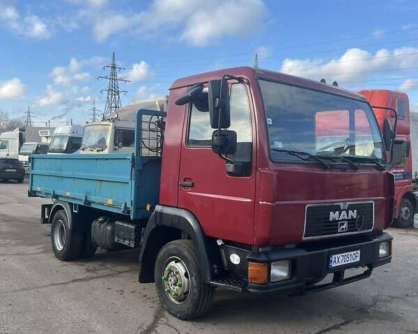 Красный МАН 8.163, объемом двигателя 4.6 л и пробегом 526 тыс. км за 14700 $, фото 1 на Automoto.ua
