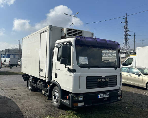 Белый МАН 8.180, объемом двигателя 4.58 л и пробегом 298 тыс. км за 19000 $, фото 1 на Automoto.ua