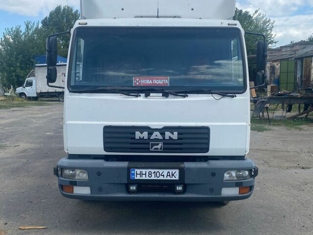 Белый МАН 8.180, объемом двигателя 4.58 л и пробегом 600 тыс. км за 12000 $, фото 1 на Automoto.ua