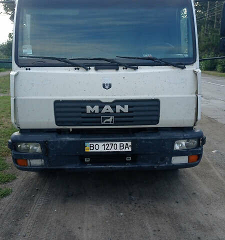 Белый МАН 8.180, объемом двигателя 4.58 л и пробегом 900 тыс. км за 8500 $, фото 1 на Automoto.ua