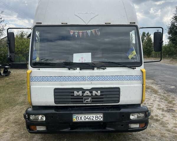 Белый МАН 8.185, объемом двигателя 4.6 л и пробегом 7 тыс. км за 12500 $, фото 1 на Automoto.ua