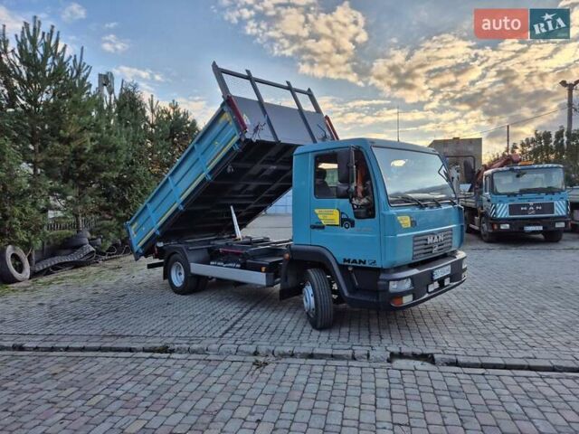 Синий МАН 8.185, объемом двигателя 4.6 л и пробегом 570 тыс. км за 23000 $, фото 1 на Automoto.ua