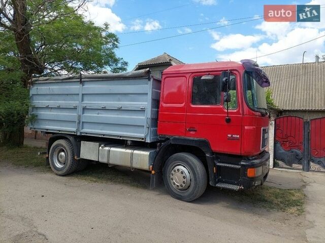 Красный МАН Ф 2000, объемом двигателя 11.97 л и пробегом 350 тыс. км за 17000 $, фото 1 на Automoto.ua