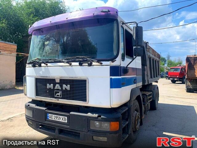 Белый МАН Ф, объемом двигателя 12 л и пробегом 700 тыс. км за 11500 $, фото 1 на Automoto.ua