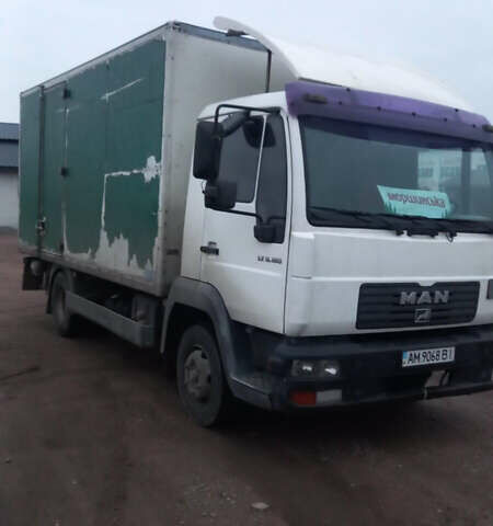 Белый МАН Л 2000, объемом двигателя 4.58 л и пробегом 640 тыс. км за 8200 $, фото 1 на Automoto.ua