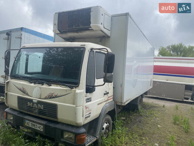 Белый МАН Л 2000, объемом двигателя 4.85 л и пробегом 650 тыс. км за 8500 $, фото 1 на Automoto.ua