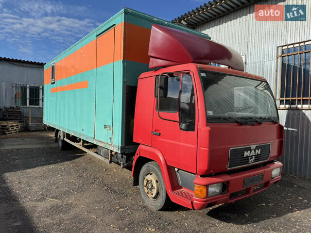 МАН Л 2000 1995 в Черкассах на Automoto.ua Красный МАН Л 2000, объемом двигателя 6.87 л и пробегом 700 тыс. км за 8500 $, фото 1 на Automoto.ua