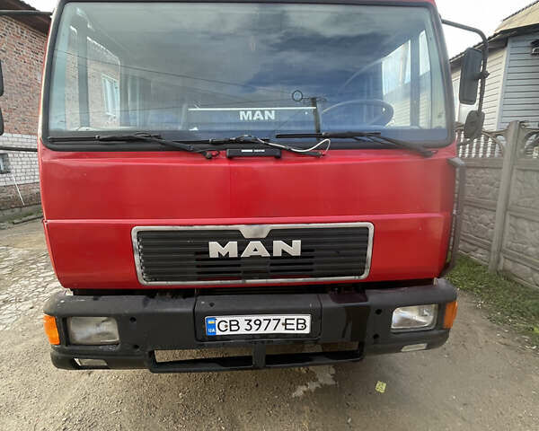 Красный МАН Л 2000, объемом двигателя 6.87 л и пробегом 500 тыс. км за 9200 $, фото 1 на Automoto.ua