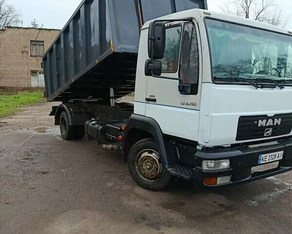 МАН ЛE 8.150, объемом двигателя 0 л и пробегом 400 тыс. км за 18000 $, фото 1 на Automoto.ua